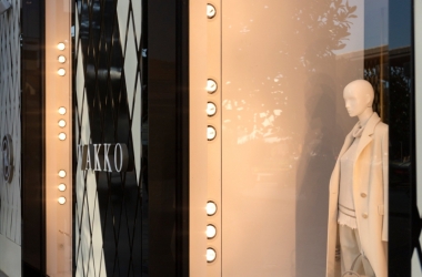 lightonlighting-referanslar-vakko8